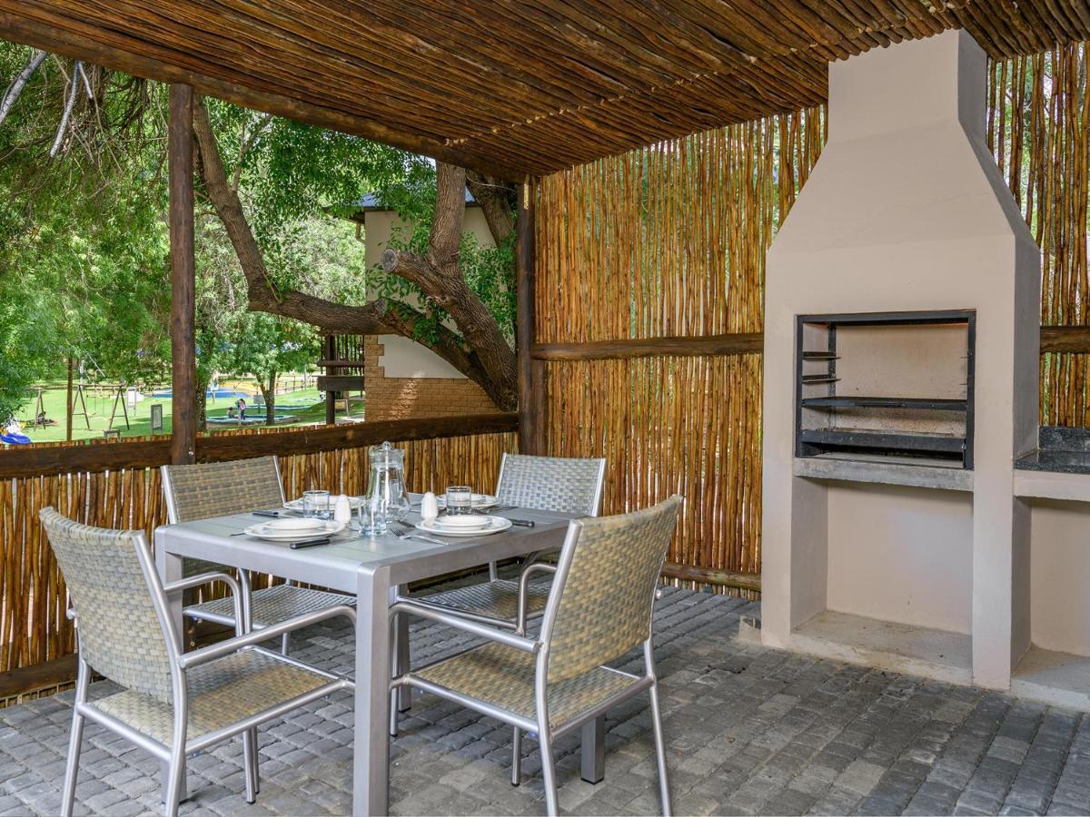 Kiara Lodge Clarens Exteriör bild