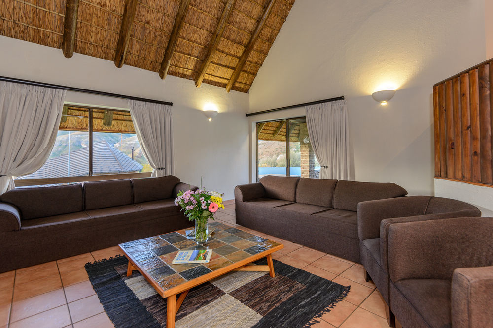 Kiara Lodge Clarens Exteriör bild