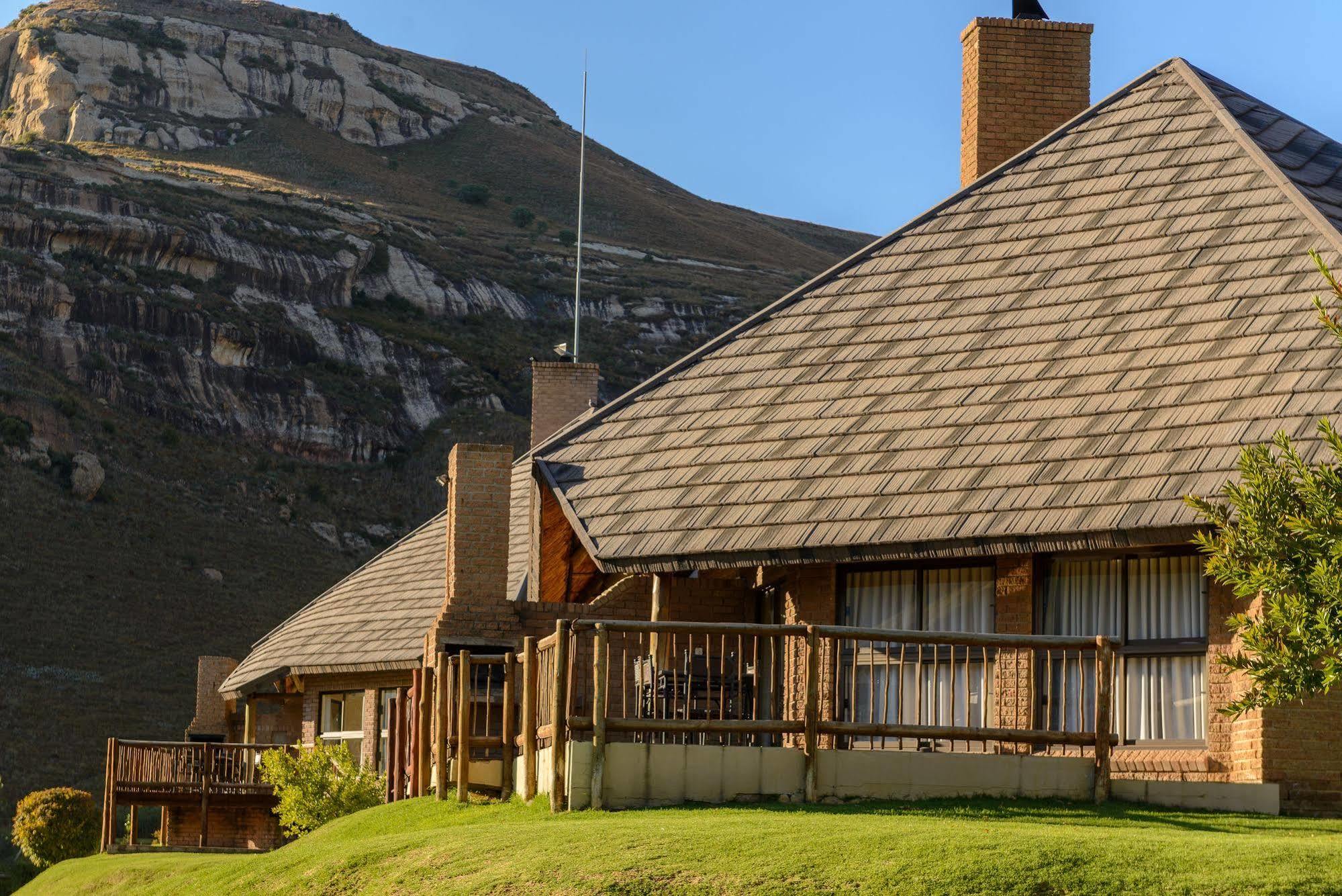 Kiara Lodge Clarens Exteriör bild